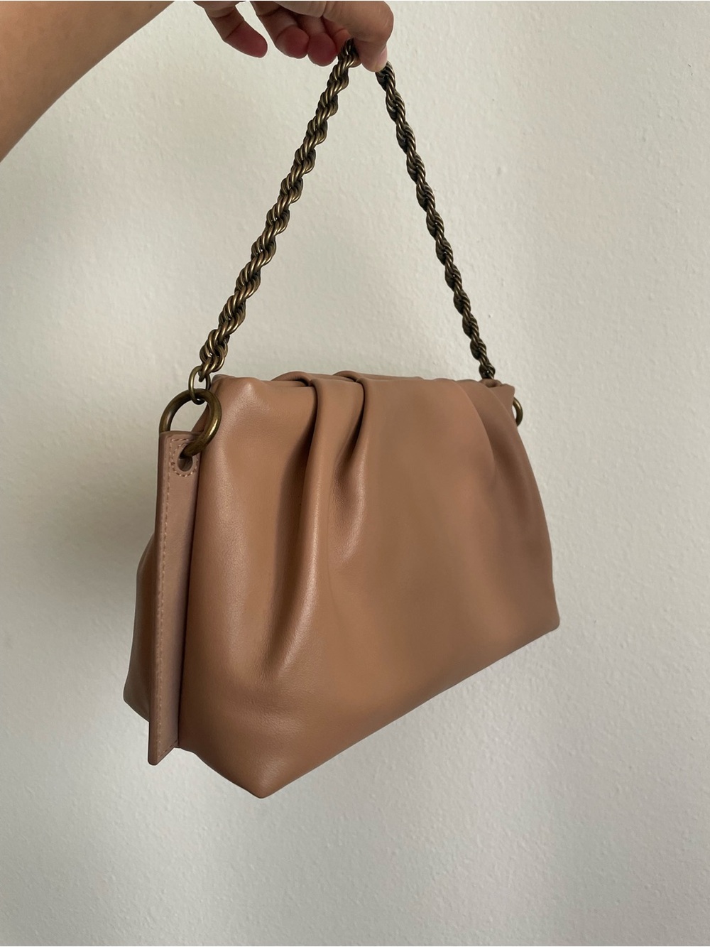 Universal Thread Ruched Shoulder Bag in Camel Brown with Twisted Chain Handle - Picture 2 of 5